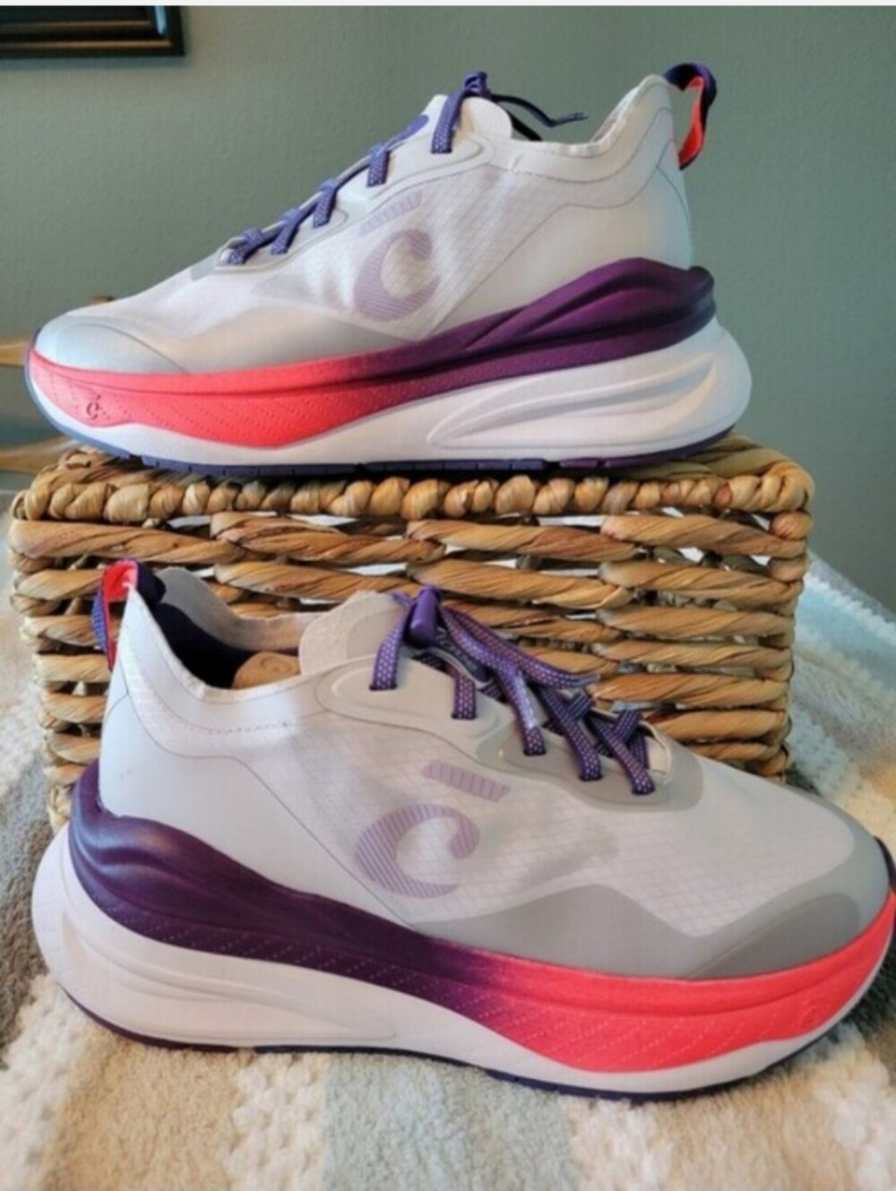 Clove Women's Alto Sneakers Shoes Light Grey Purple / Fuchsia Size 8.5 NEW!